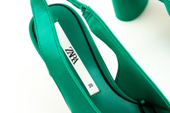 Buty damskie ZARA na obcasie z odkrytą piętą zielone r. 36