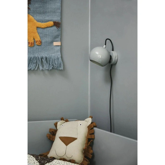 Kinkiet Frandsen Ball Wall Lamp lampa ścienna szara