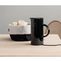Czajnik elektryczny Stelton EM77 czarny 1,5L Design