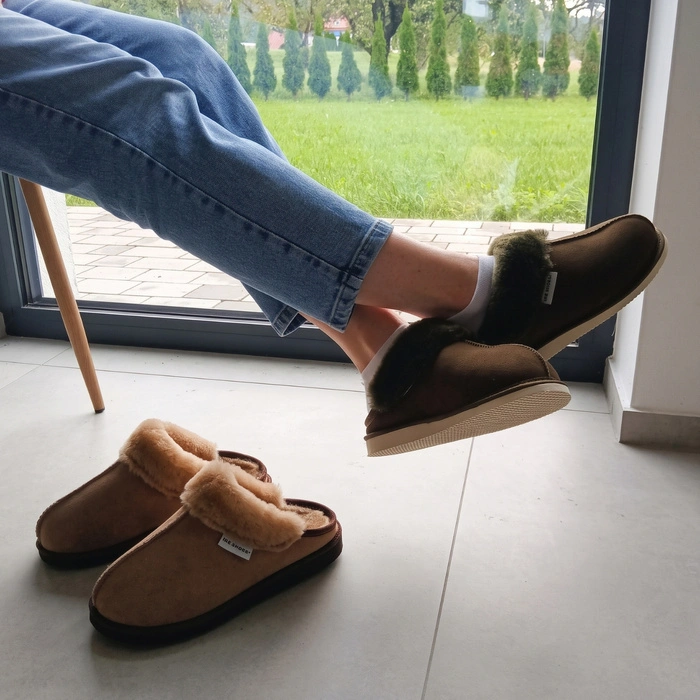 Kapcie damskie IRE SHOES ze skóry owczej naturalny kożuch futro ciepłe ręcznie szyte r. 40