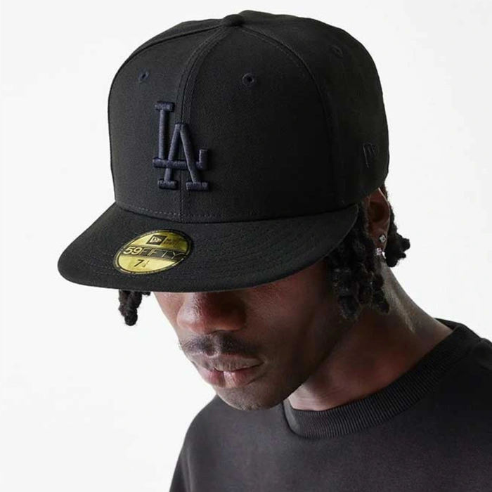 Czapka New Era 59FIFTY LA czarny fullcap z prostym daszkiem r. 8 1/4