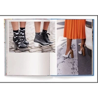 Książka album „It's All About Shoes” Suzanne Middlemass (Wydawnictwo teNeues)